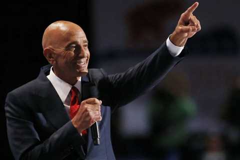 Trump Associate & “Slumlord” Tom Barrack Resigns One Day After Probe of Housing Crisis