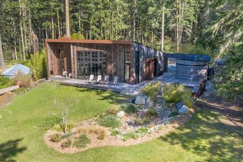 For $2.5M, This Cabin in the San Juan Islands Promises the Best Summer Ever