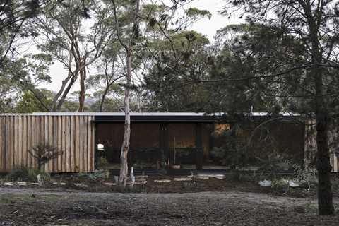 Be Warned: This $350K Prefab May Tempt You to Move to the Tasmanian Bush