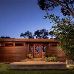 Ocean Views Steal the Show at This $7M Home by a Frank Lloyd Wright Apprentice