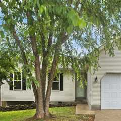 Garage Door Installation In Winchester, KY: A Smart Investment For The Real Estate Sellers Market