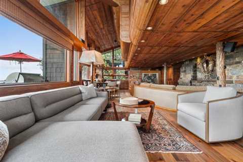 Burt Reynolds’s Favorite Home Just Hit the Market for $3.7M