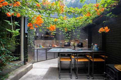 One Night in a Biotope B&B in Bolivia’s Urban Jungle