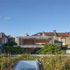 There’s So Much Greenery at This London Home, You’d Hardly Know You Were in the City