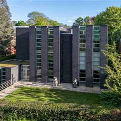 Asking £9.5M, This Monumental ’60s Home Is a London Landmark