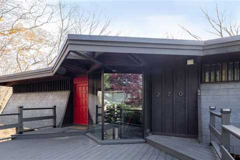 Forest Views Fill This $1M Long Island Midcentury Home