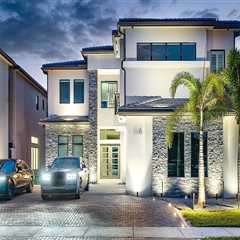 Enhance Real Estate with Solar Landscape Lights in Boca Raton