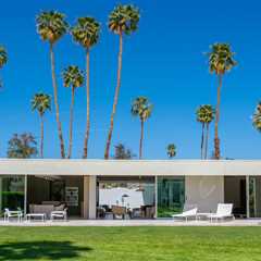 In Palm Springs, a $2.2M Midcentury Wraps Around a Courtyard Pool
