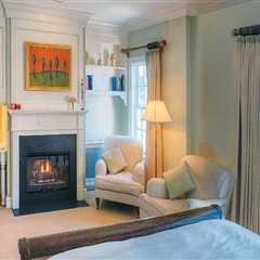 Discover Tranquility at a Shoreline Inn in Stonington